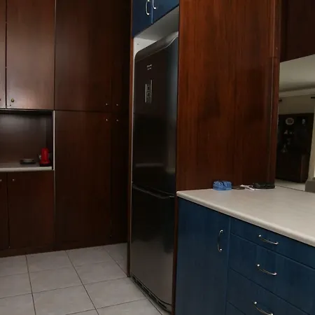 One Flat-one Floor-only Families Allowed Apartment *