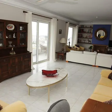 One Flat-one Floor-only Families Allowed Apartment Rhodes City
